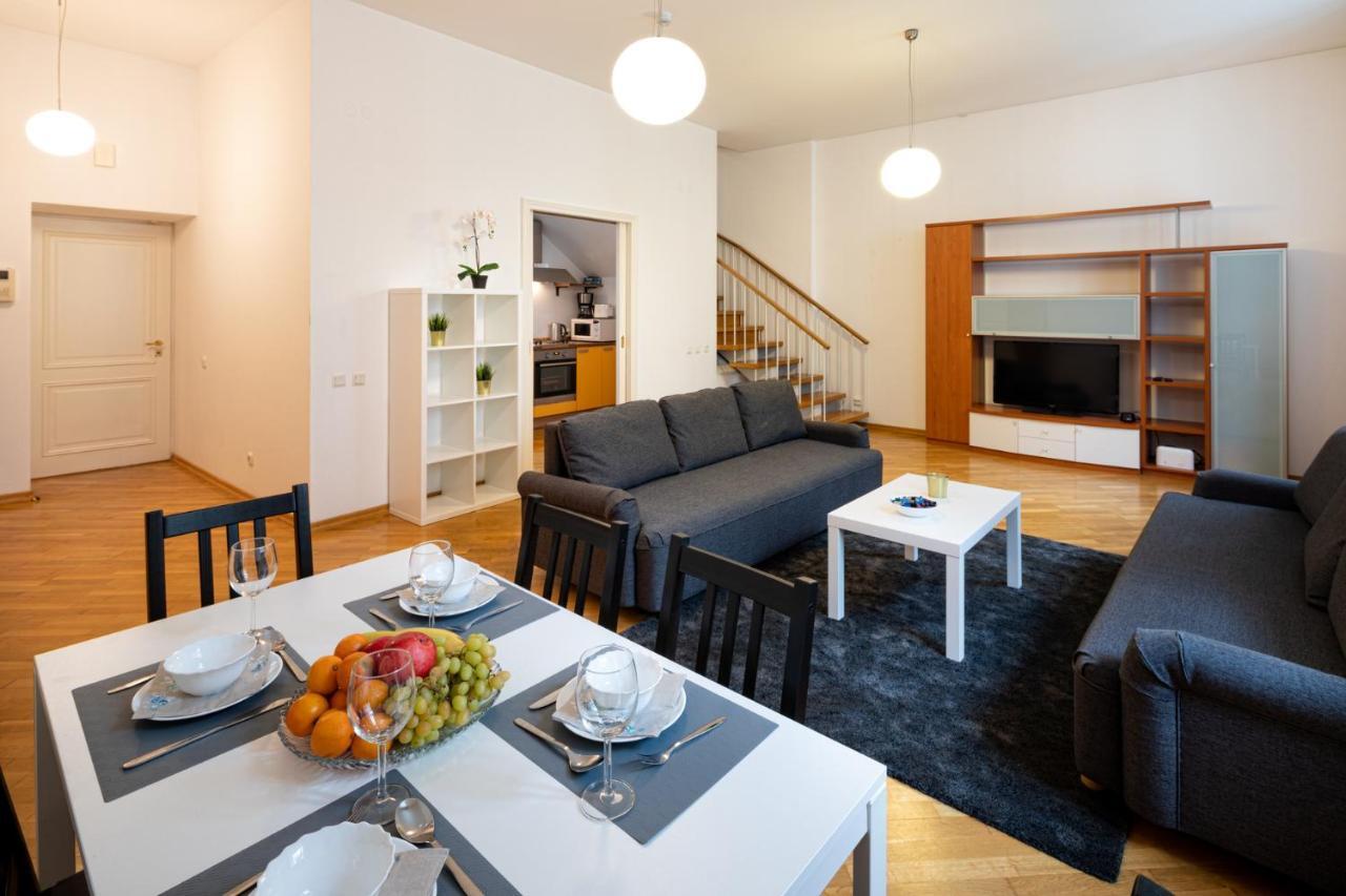 Old Riga Two Floor Palasta Loft Apartment With River View 외부 사진
