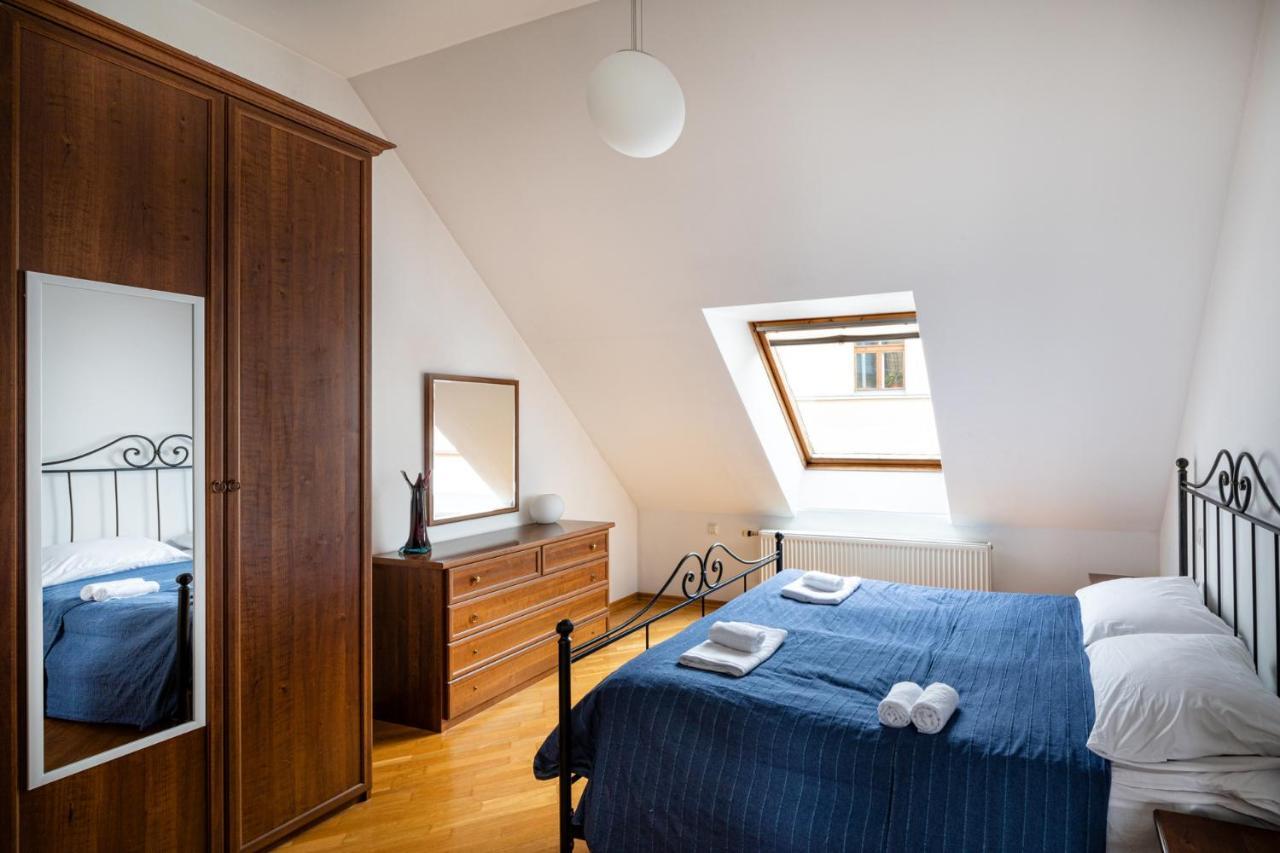 Old Riga Two Floor Palasta Loft Apartment With River View 외부 사진