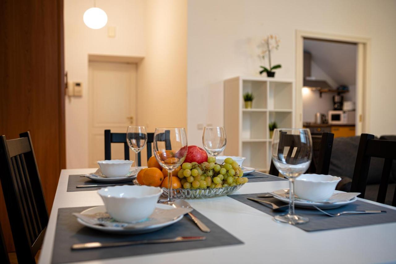 Old Riga Two Floor Palasta Loft Apartment With River View 외부 사진
